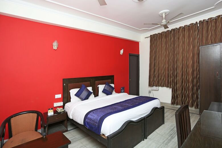 Hotel Oyo 3251 Royal Inn