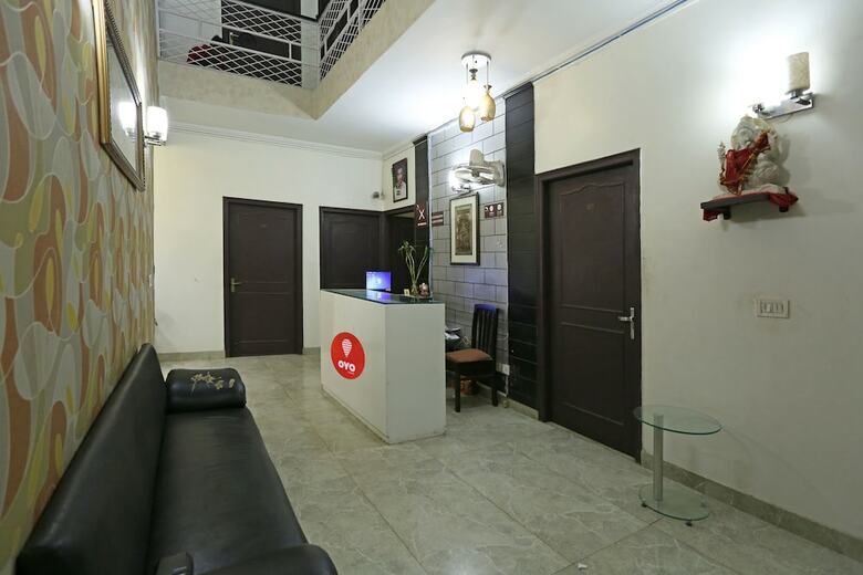 Hotel Oyo 3251 Royal Inn