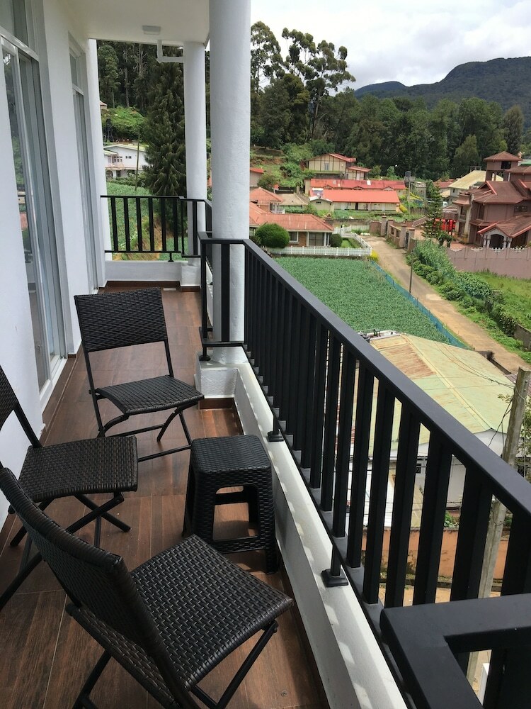 Grand View Apartments