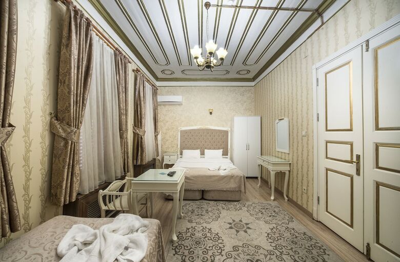 Emre Residence Suites