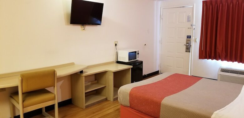 Motel Fairbridge Inn Express London
