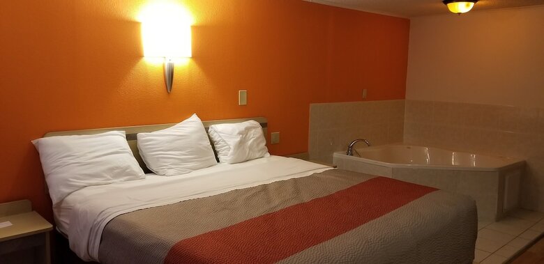 Motel Fairbridge Inn Express London