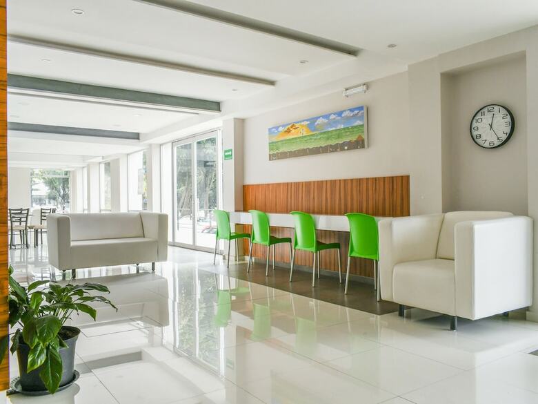 Hotel Capital O Sc