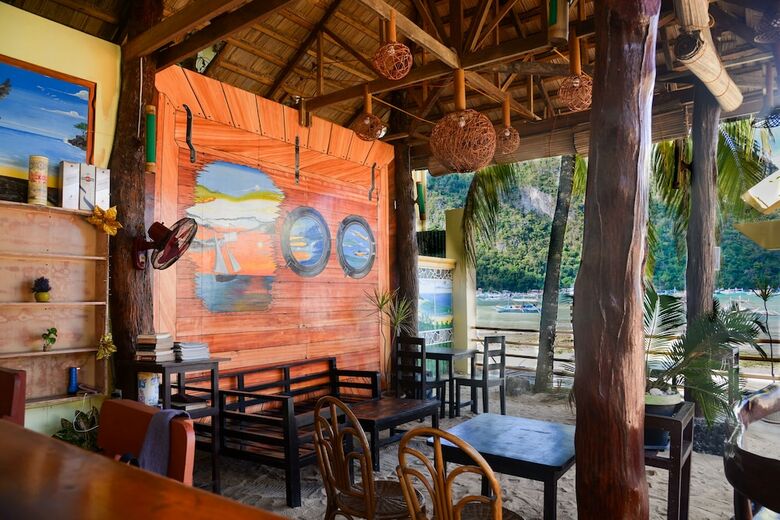 Hotel El Nido Garden Resort