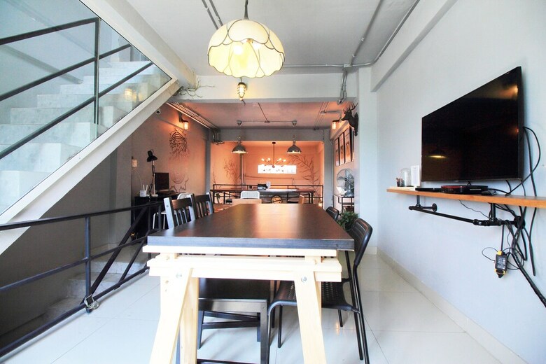 Hostal Oyo 421 Guyasuka Hostel & Cafe