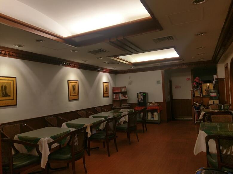 Puyisy Business Hotel