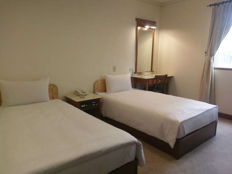 Puyisy Business Hotel