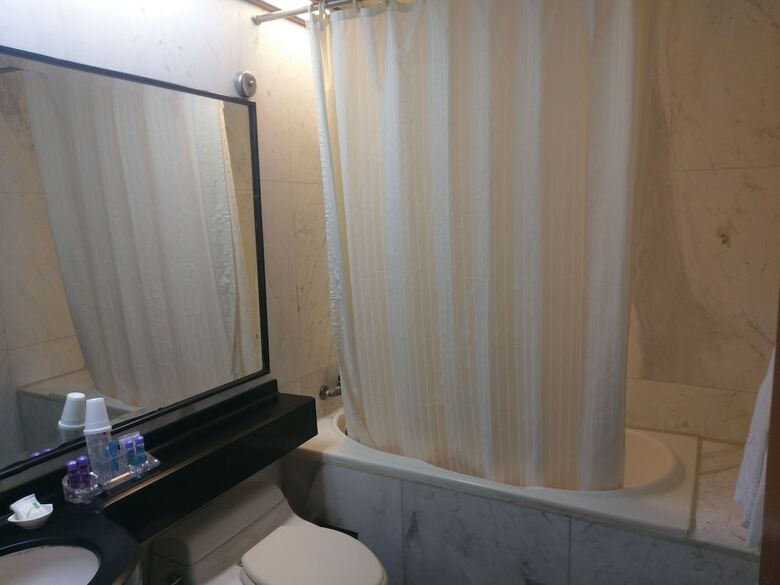 Puyisy Business Hotel