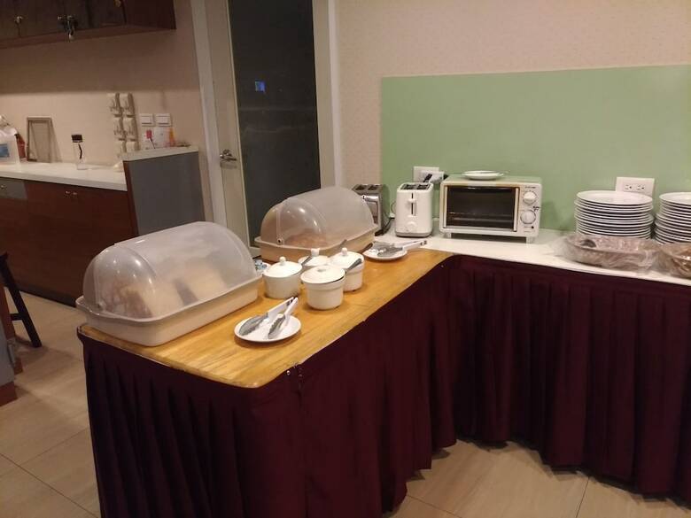 Puyisy Business Hotel