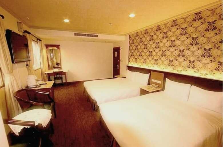 Puyisy Business Hotel