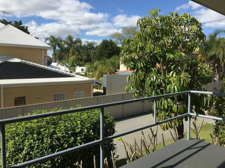 Applecross Village Apartment