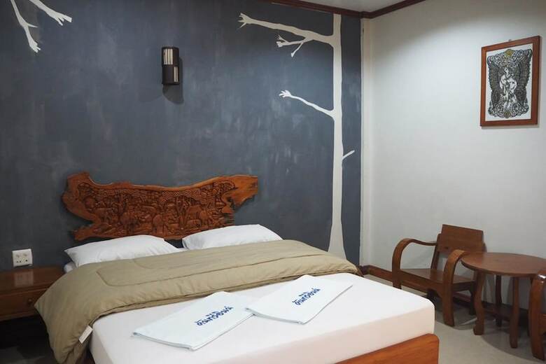 Hotel Country Inn 304