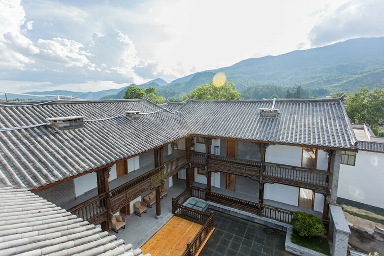 Wangshan Travelling With Hotel