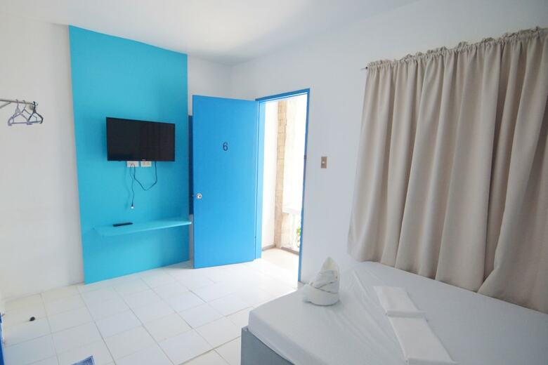 Hotel Highway To H Inn - Totolan