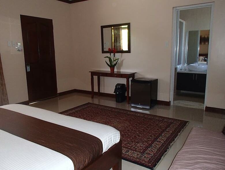 Hotel Malapascua Starlight Resort