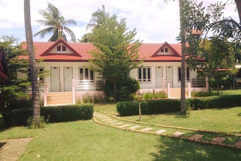 Hotel Baan Golden Resort