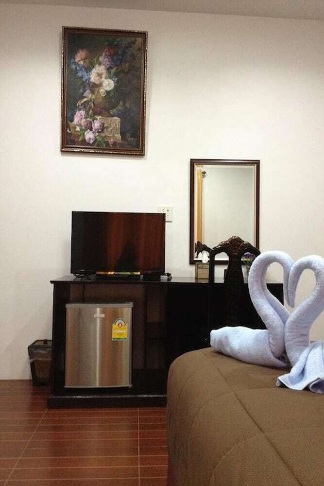 Hotel Baan Golden Resort