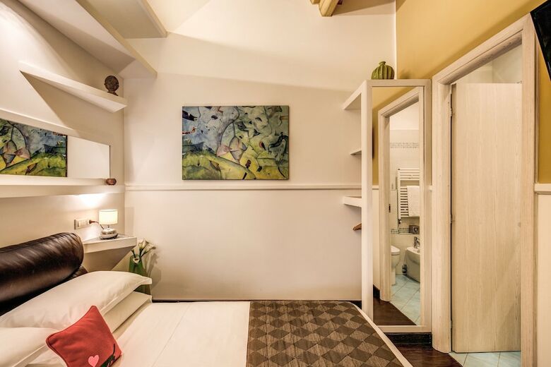 Hotel Piazza Di Spagna Comfort Rooms