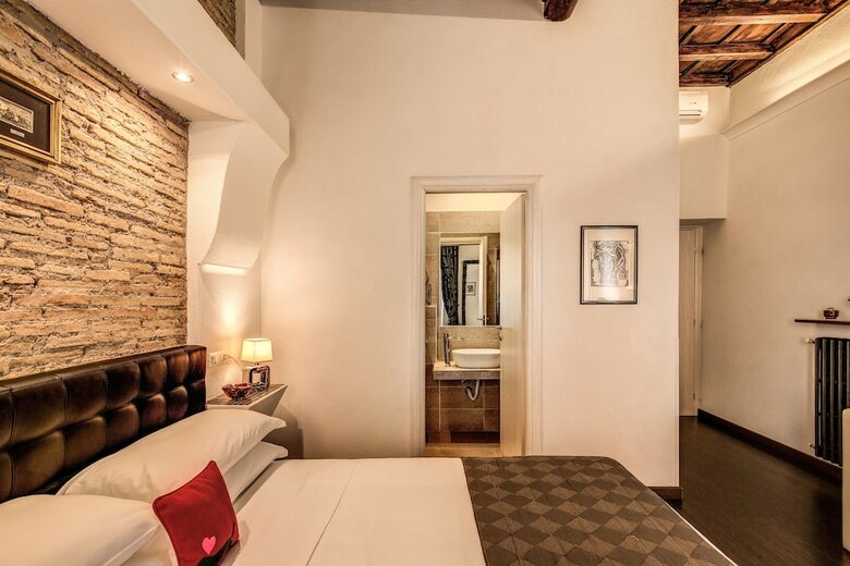 Hotel Piazza Di Spagna Comfort Rooms