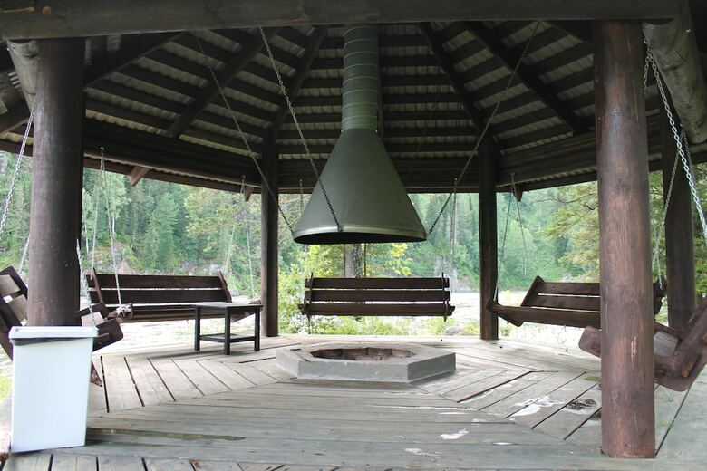 Hotel Urochishhe Saikol