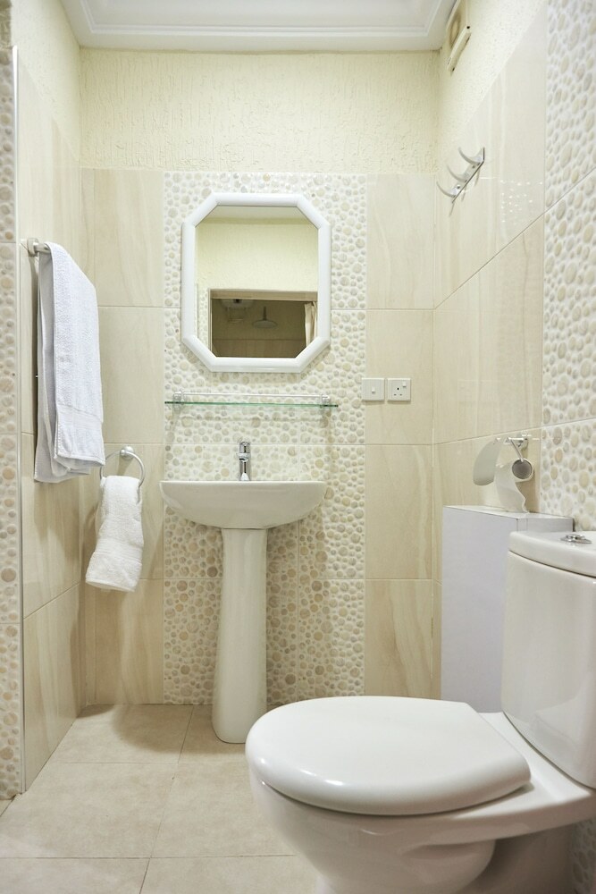 Hotel The Ritzz Exclusive Guest House
