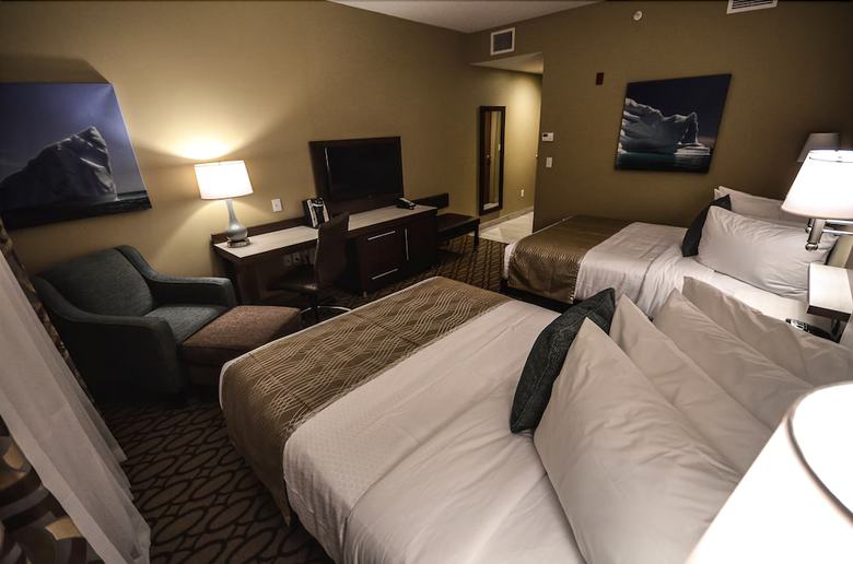 Best Western Plus St. John's Airport Hotel And Suites