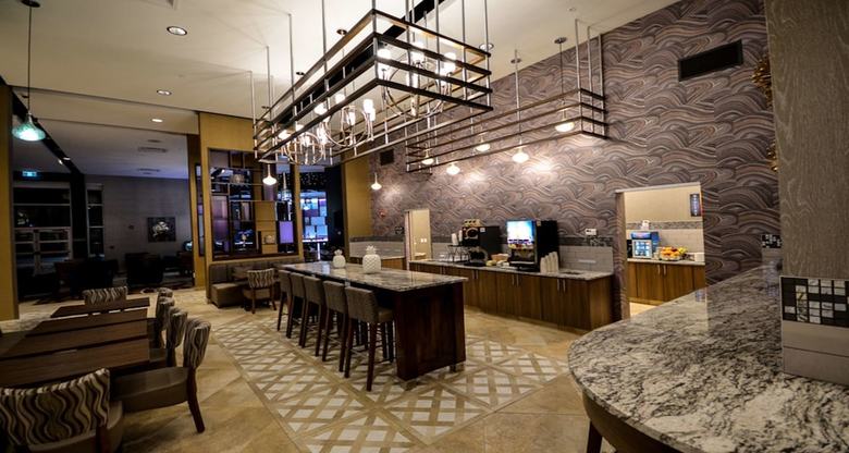 Best Western Plus St. John's Airport Hotel And Suites
