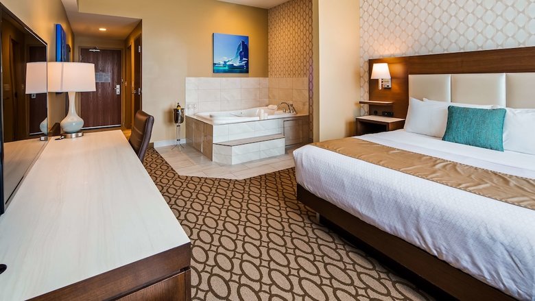Best Western Plus St. John's Airport Hotel And Suites