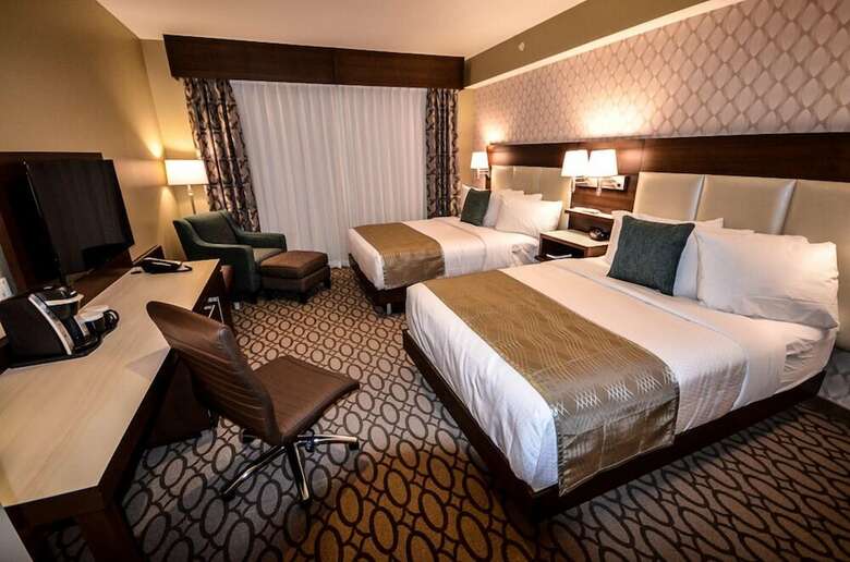 Best Western Plus St. John's Airport Hotel And Suites