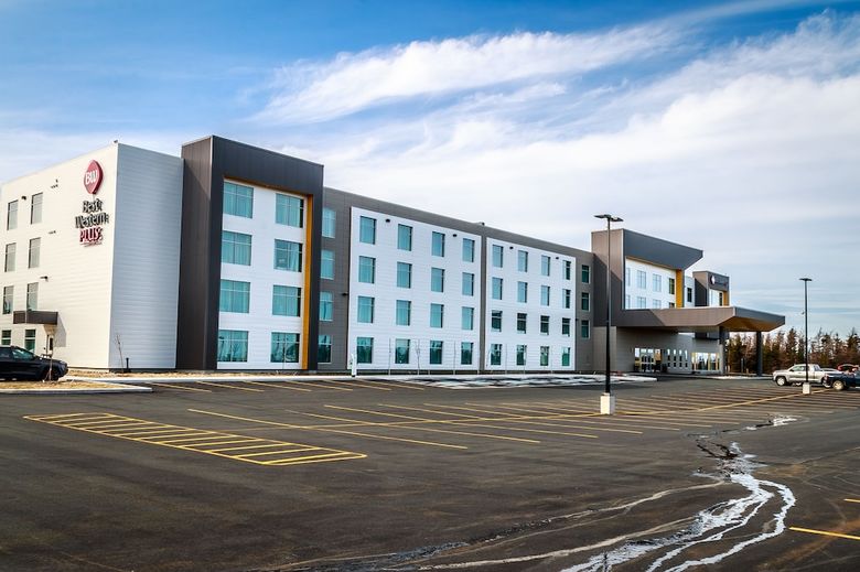 Best Western Plus St. John's Airport Hotel And Suites