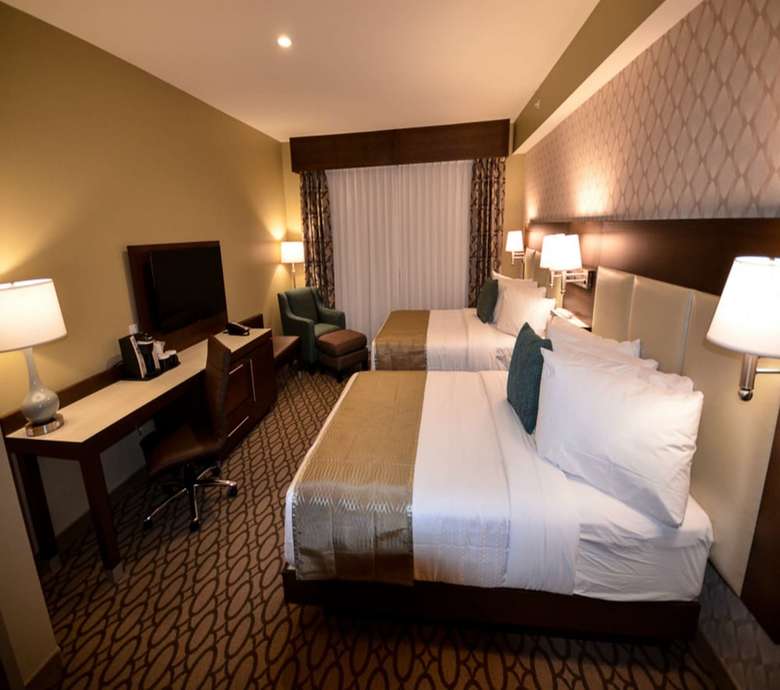 Best Western Plus St. John's Airport Hotel And Suites