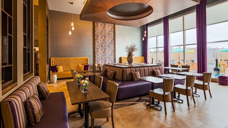 Best Western Plus St. John's Airport Hotel And Suites