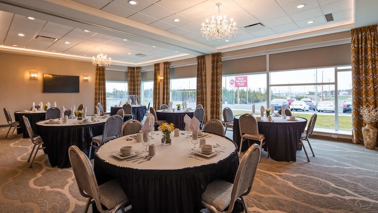 Best Western Plus St. John's Airport Hotel And Suites