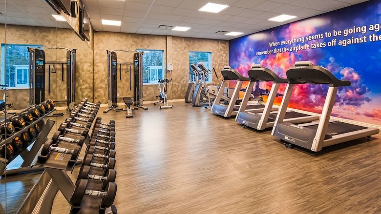 Best Western Plus St. John's Airport Hotel And Suites