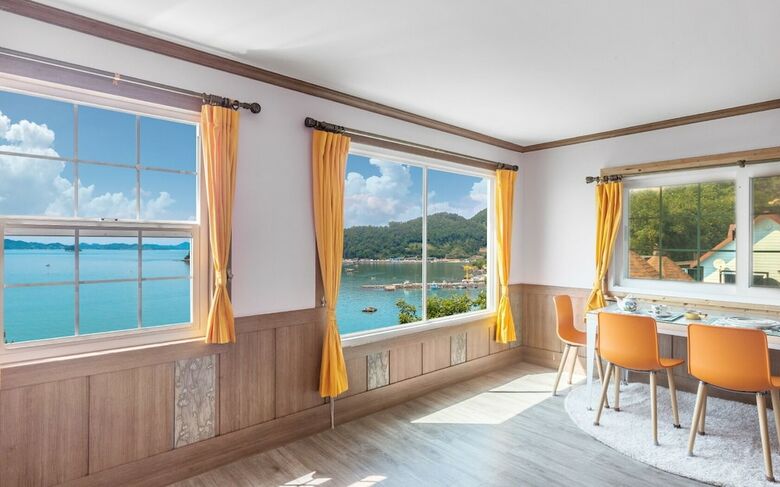 Yeosu Sunset & Sea Pension