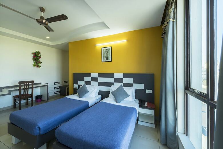 Hotel Raj Elegance - Manayata Tech Park