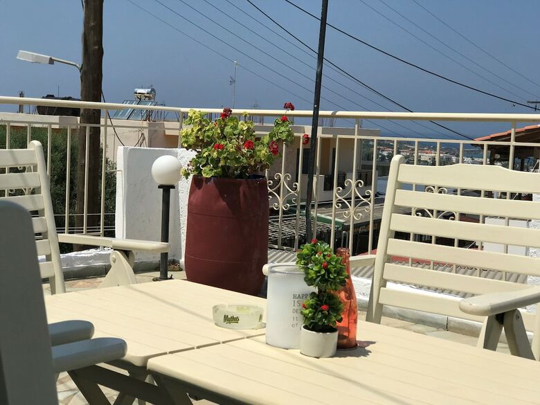 Apartamentos Semiramis Piskopiano