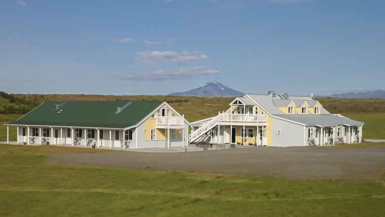 Hotel L�kur