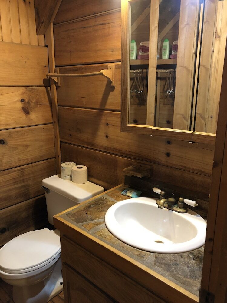Bed & Breakfast Gatlinburg Adventure Cabins