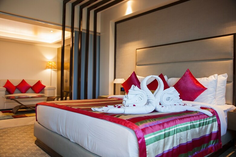 Hotel Radisson Lucknow City Center