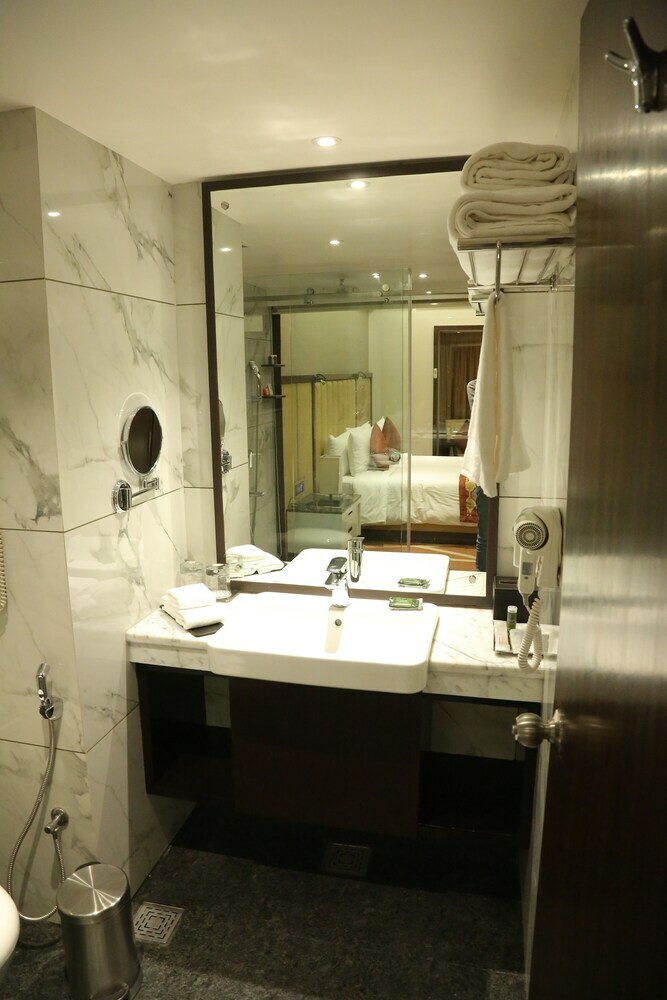 Hotel Radisson Lucknow City Center