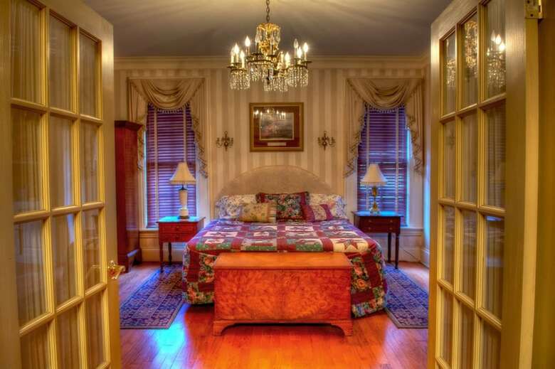 Emma's Bed And Breakfast
