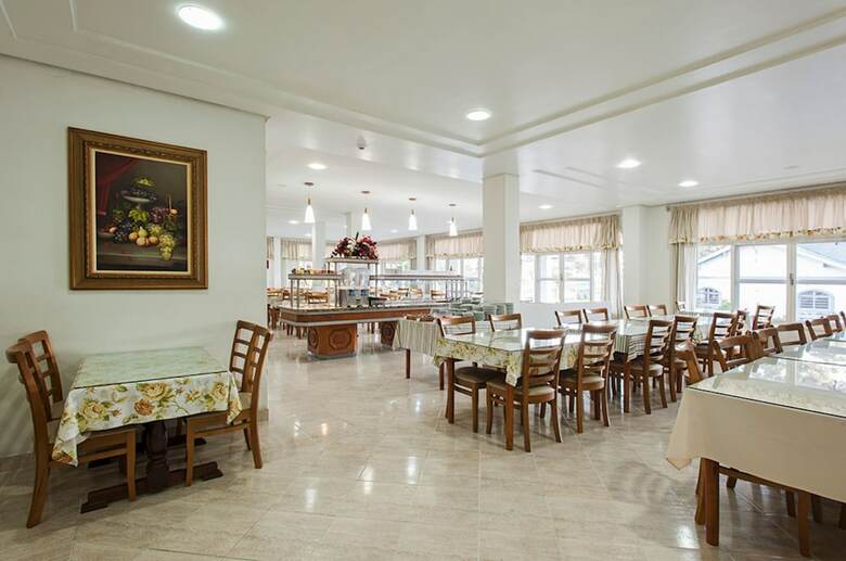 Hotel Galo Vermelho