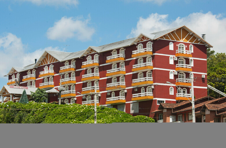 Hotel Galo Vermelho