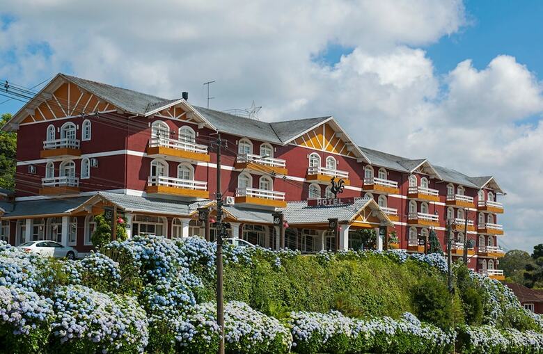 Hotel Galo Vermelho