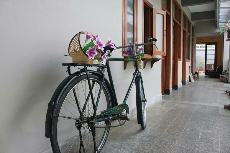 Villa de Riau Cottage By Houseinbandung