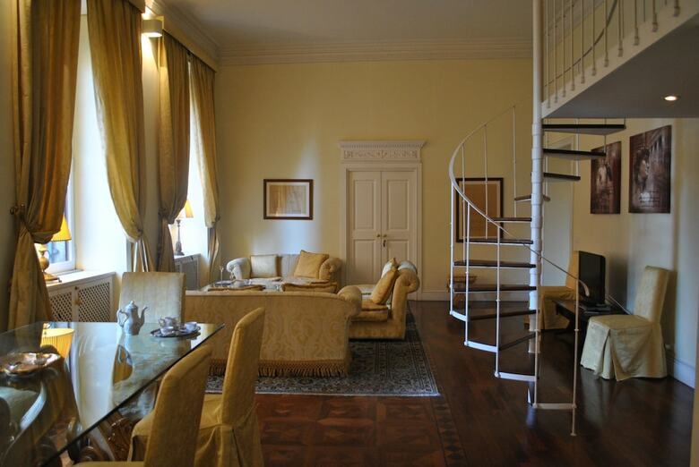 Hotel Holiday House Belle Arti