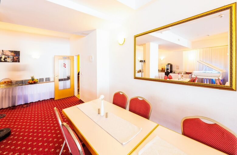 Bed & Breakfast Hotel Bergheim An Der Erft