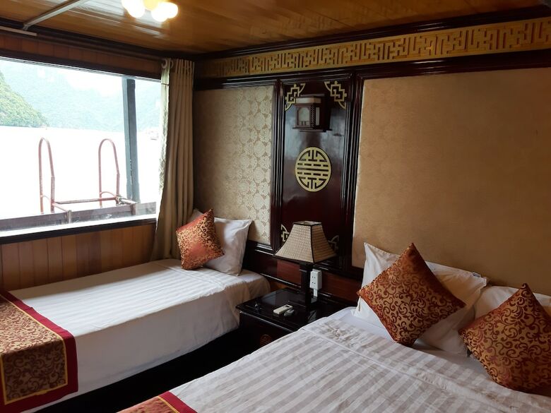Halong Legacy Legend Cruise