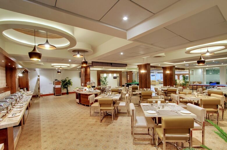 Hotel White Castle Corporate Residences